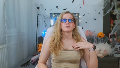 LunaNicole  10-10-2022